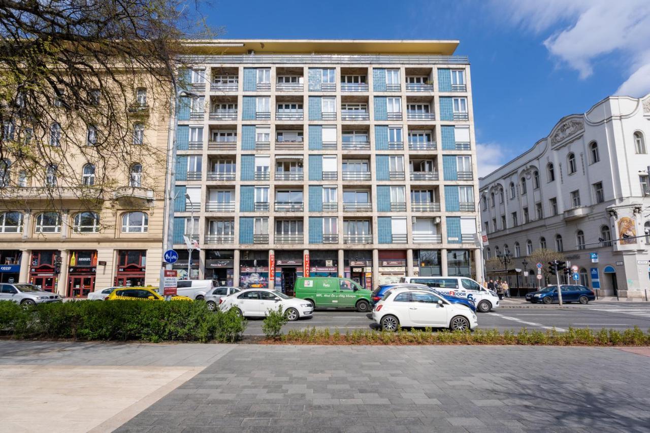 Breathless Basilika View Elegant Flat With Balcony Need Reservation X Free Parking Budapest Eksteriør bilde